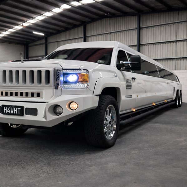 H4 Hummer White 24 Seater