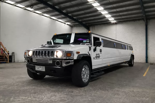 Hummer H2 White 16 Seater