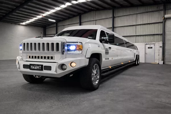 H4 Hummer White 24 Seater